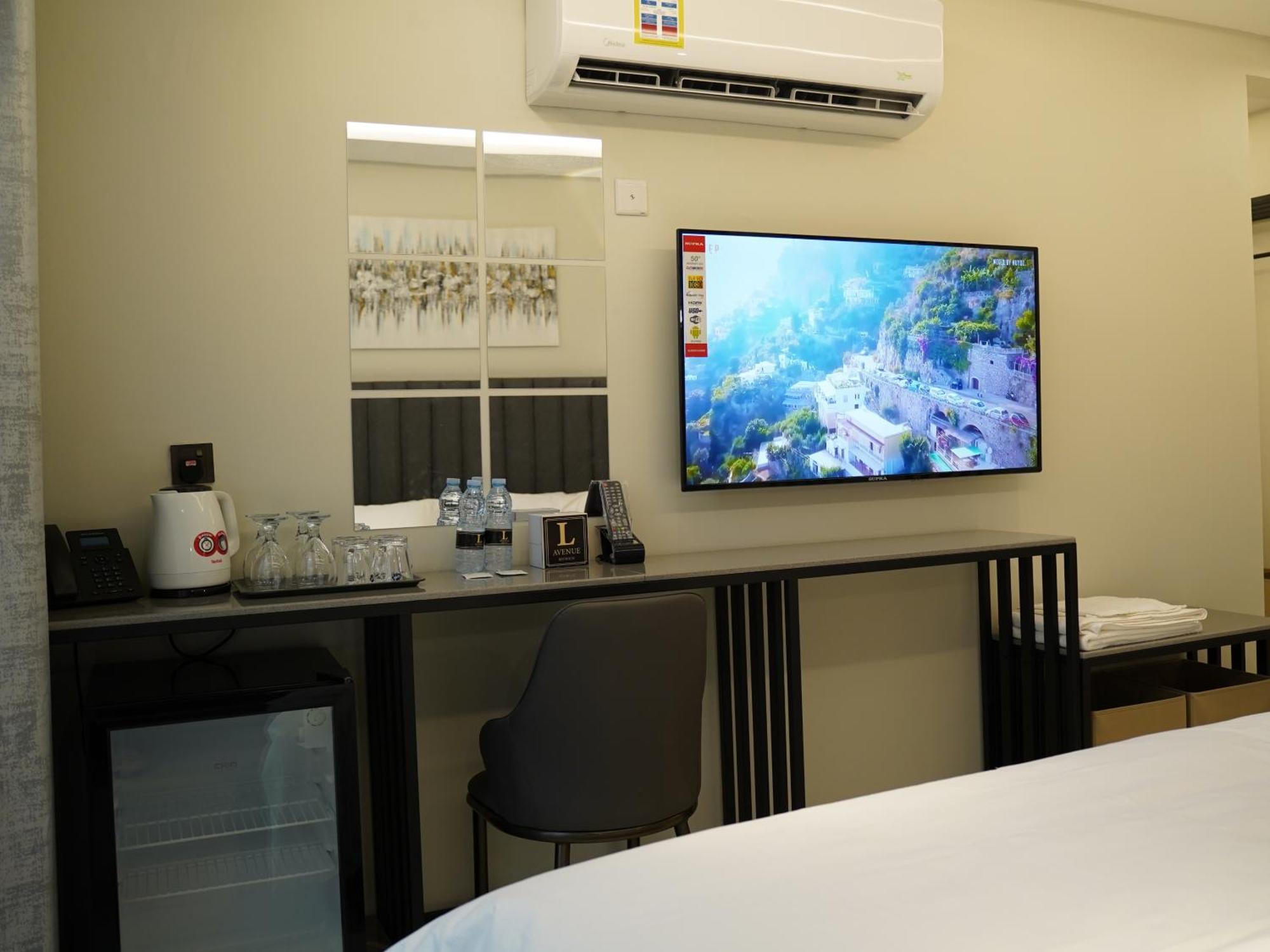 Lavenue Resthouse Apartment Низва Стая снимка
