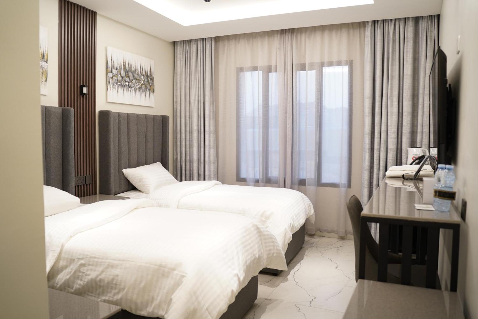 Lavenue Resthouse Apartment Низва Екстериор снимка