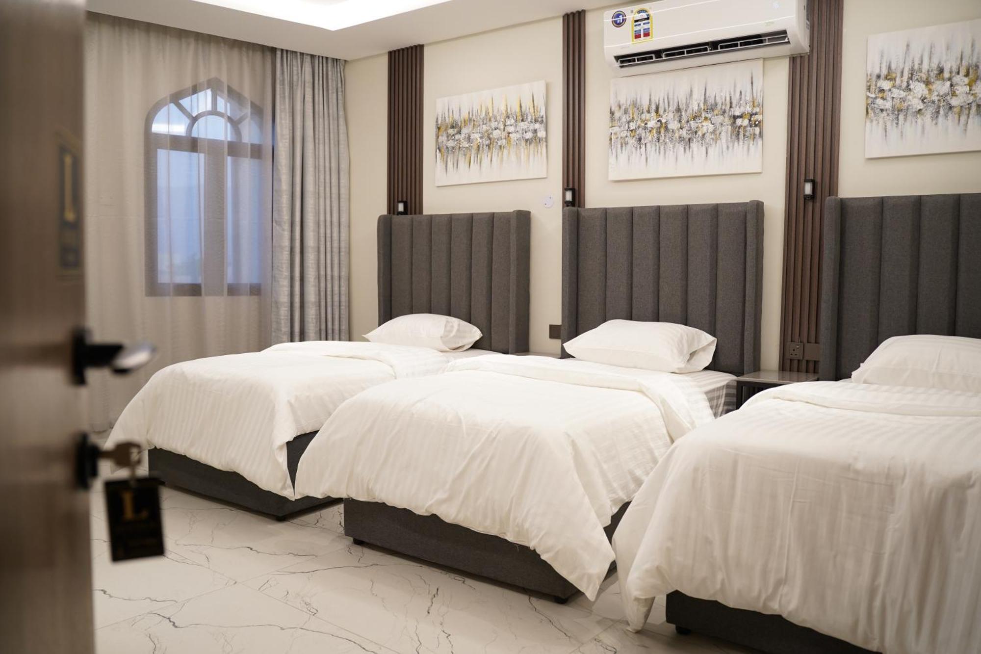 Lavenue Resthouse Apartment Низва Екстериор снимка