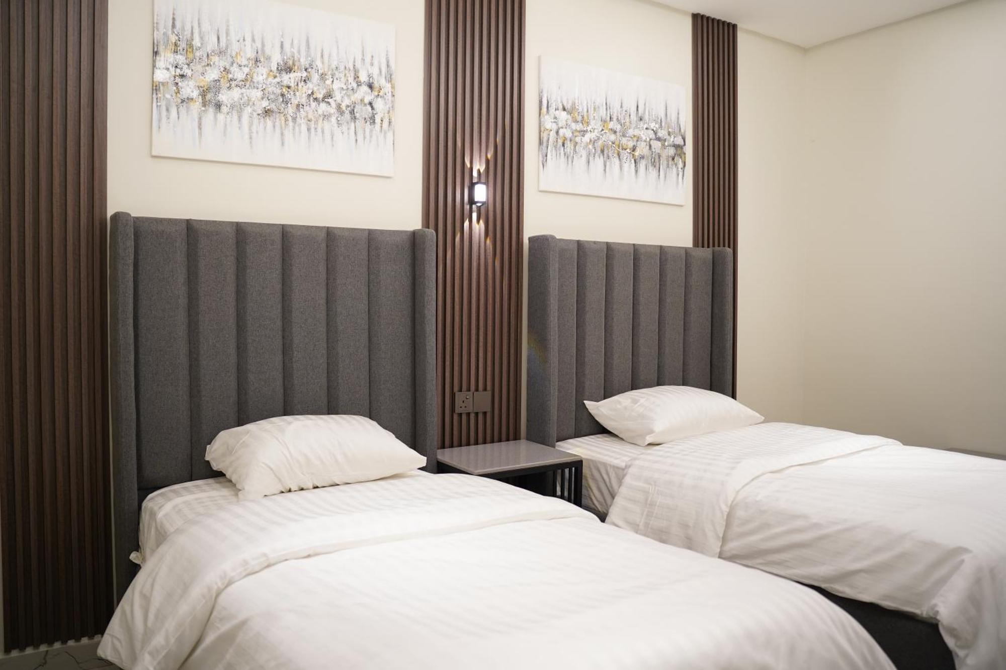 Lavenue Resthouse Apartment Низва Екстериор снимка